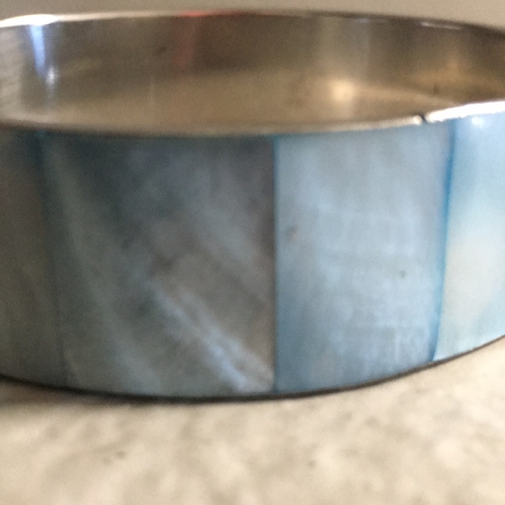 Fun bangle bracelet . - Picture 2 of 2